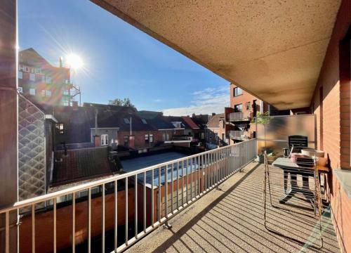 Instapklaar appartement met 2 slaapkamers, garage en terras op wandelafstand van centrum Roeselare!