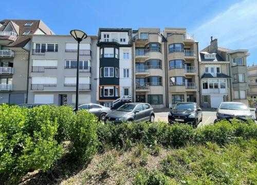 Instapklaar 1-slaapkamer appartement vlakbij de zeedijk van Westende!