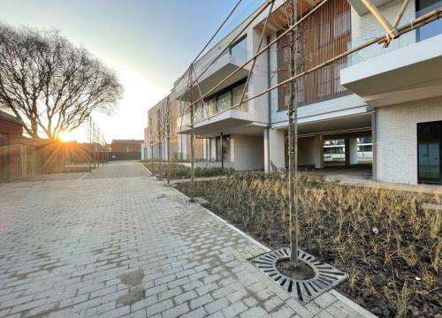 Nieuwbouwappartement met 2 slaapkamers, terras en staanplaats te Ieper!